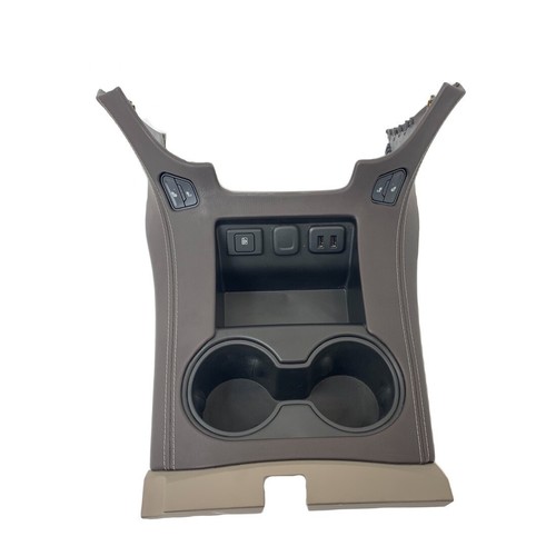Front center console cup - center,